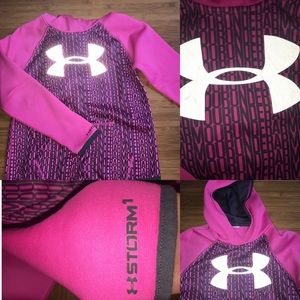 Pink under armor hoodie with logo sign